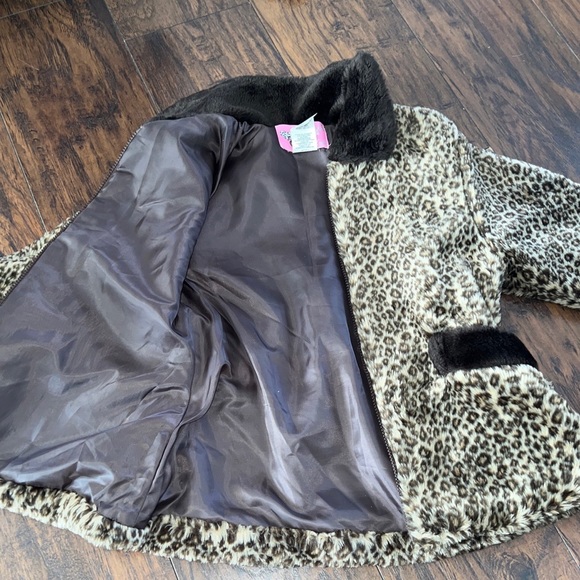 Faux Fur Girls Leopard Print Casual Time Lined Winter Coat Size 7 - Picture 5 of 16
